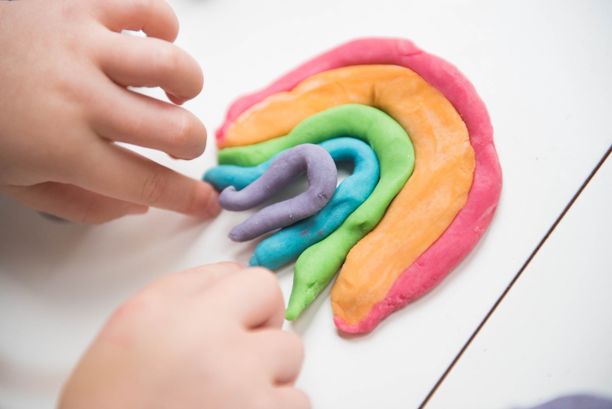 Your kit will included what you need to make and create your scented playdough.